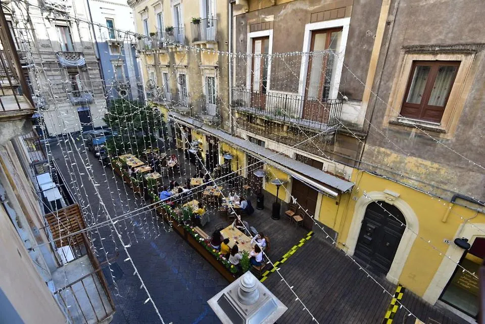 Anfiteatro Le Suites Catania 2*,  Italia