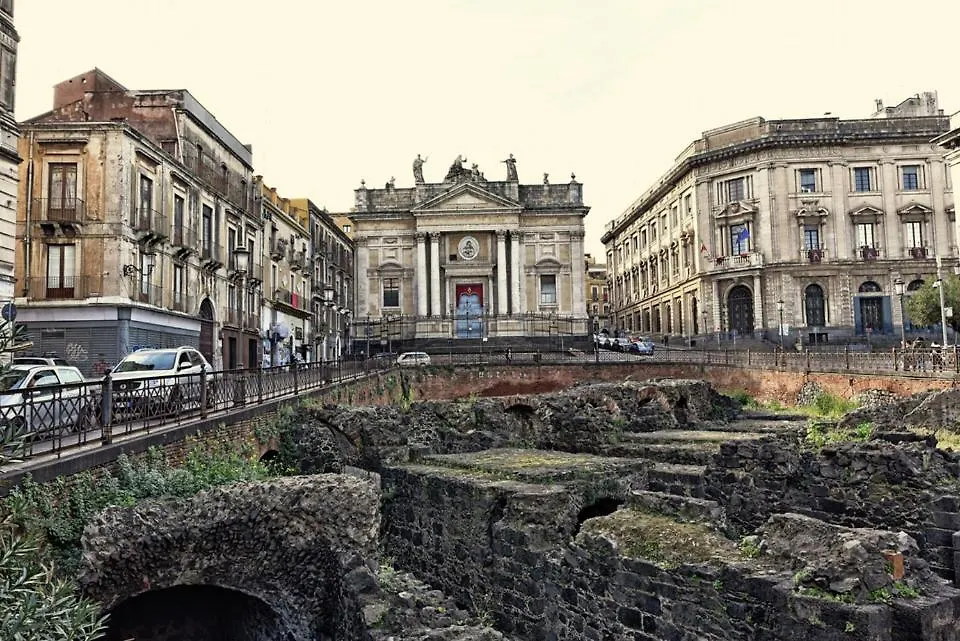 ** Bed and breakfast Anfiteatro Le Suites Catania Italia