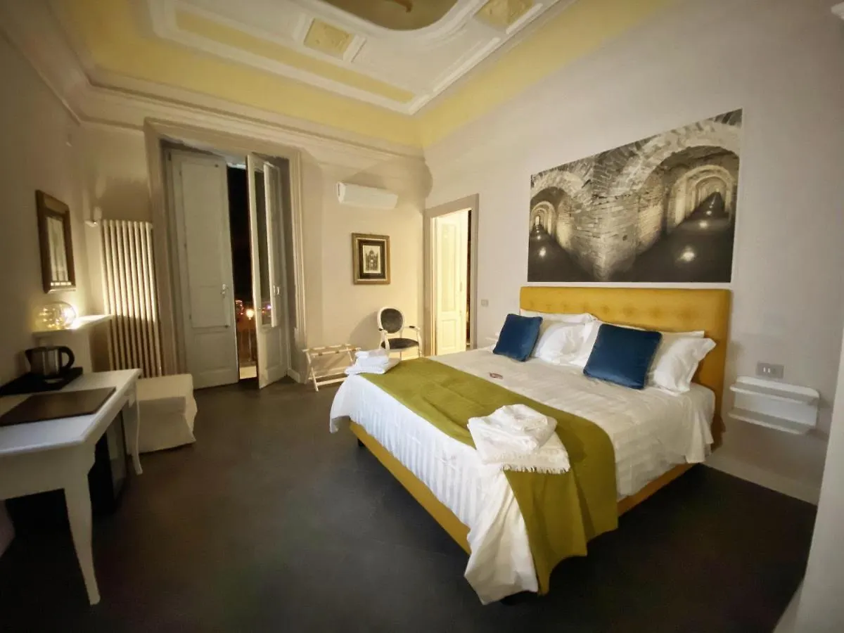 Anfiteatro Le Suites Catania 2*,  Italia